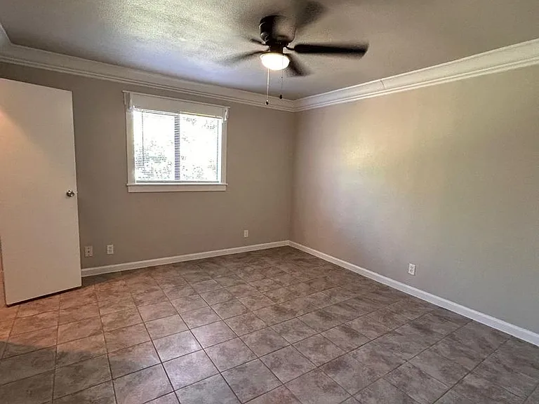 2706 Little Valley Cv #B — Photo 5