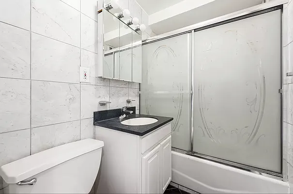 Rented by Douglas Elliman | media 21