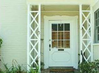 587 Mercedes Ave, Pasadena, CA 91107