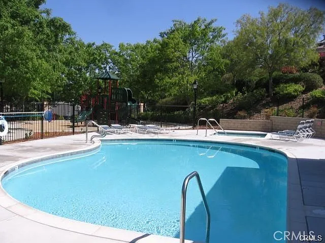 42093 Acacia Way — Photo 11