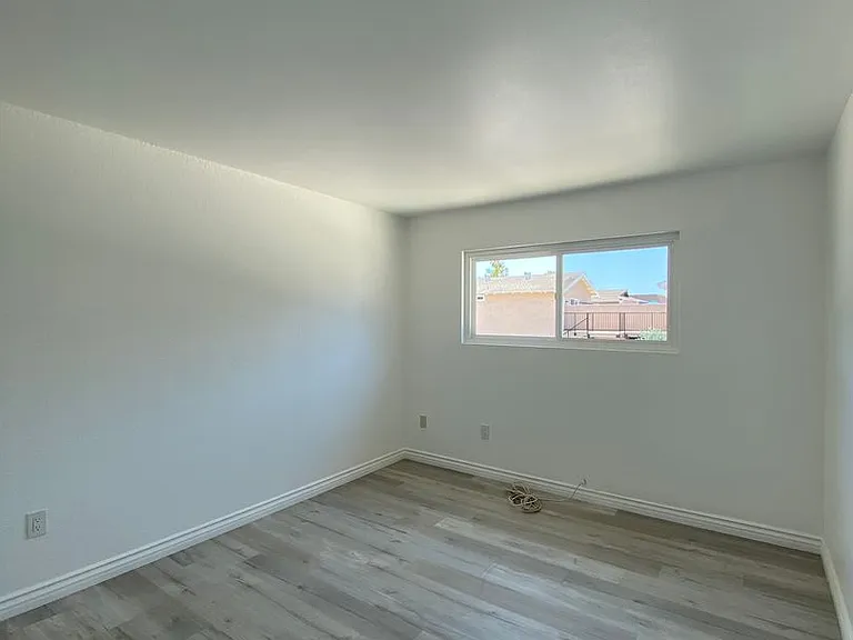 4675 Twintree Dr #5 — Photo 16