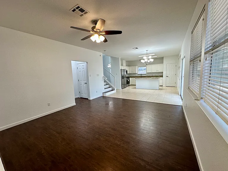 4228 Columbine Dr — Photo 6