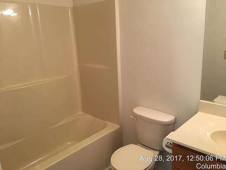 148 Helm St — Photo 9