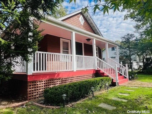 45 Moffitt Boulevard, East Islip, NY 11730