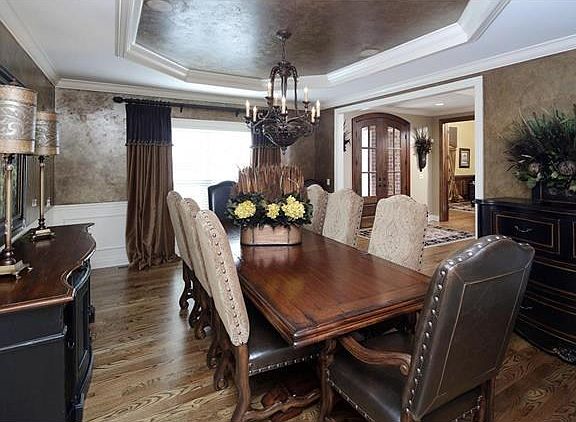 4th image of 581 Deer Valley Ct