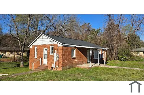 305 N Kendall St Photo 1
