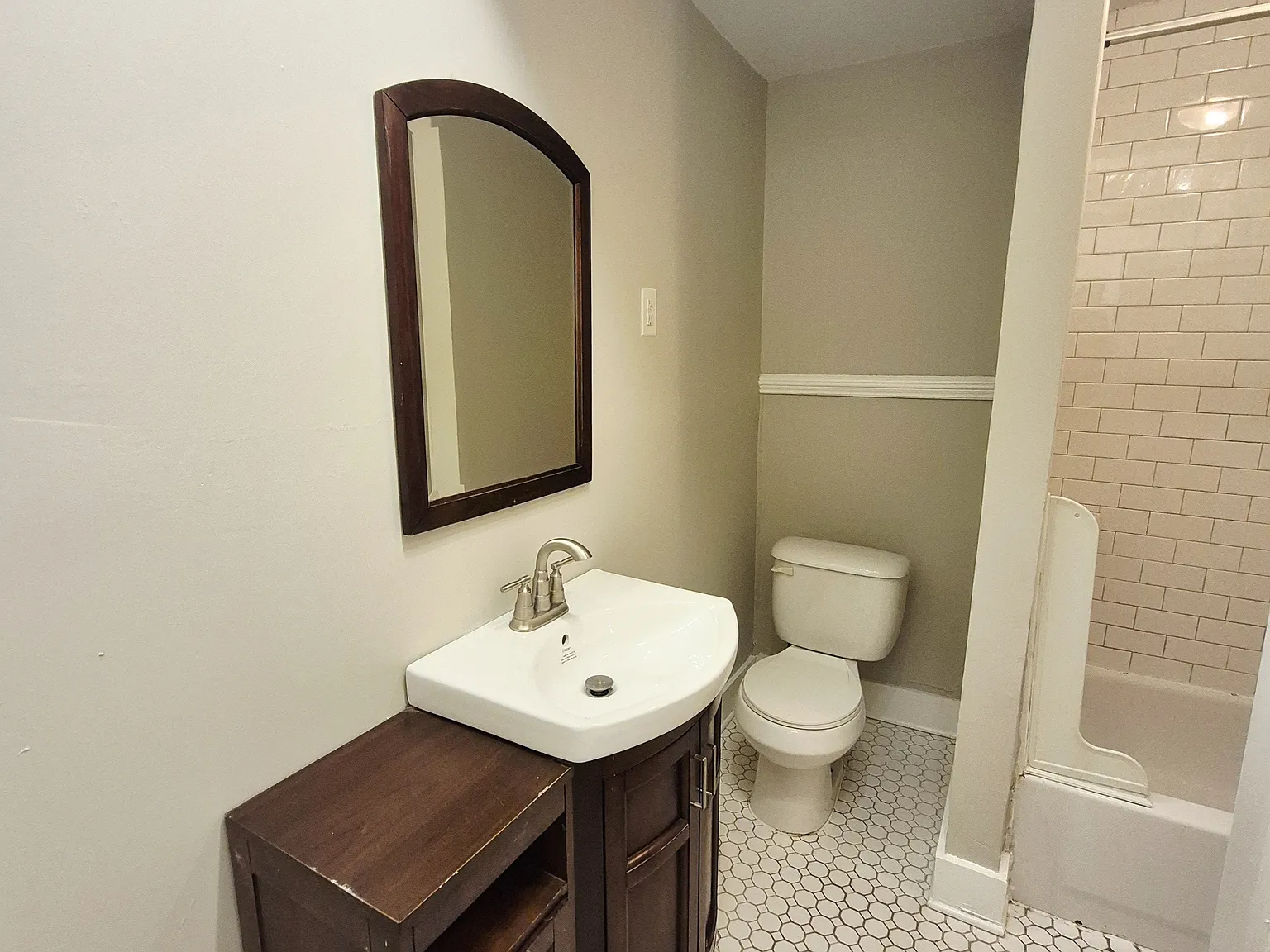 3209 3rd Avenue - A — Photo 2