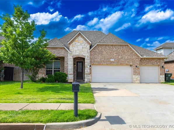 1425 Switchgrass Rd, Edmond, OK 73013