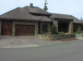 1217 Aaron Ave NE, Bainbridge Island, WA 98110