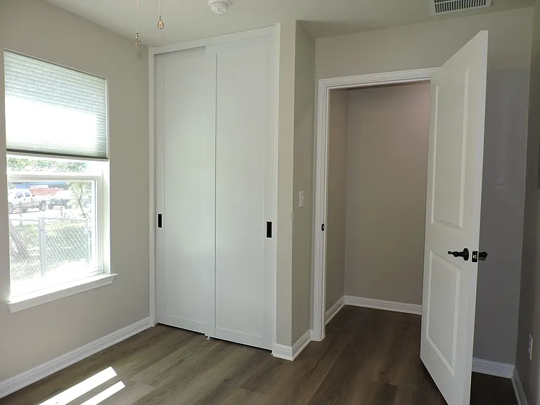 6908 Rufus Dr — Photo 32