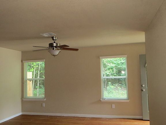 5th image of 16807 Crestmont Left