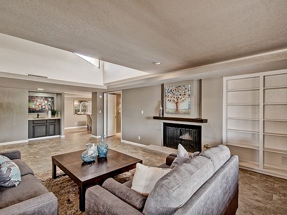 2nd image of 9424 N 80th Pl