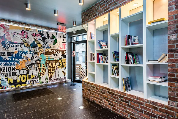 Rented by Nooklyn NYC LLC | media 24