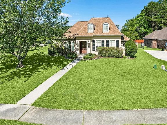 2nd image of 108 Southdown Ln