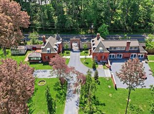 22 Brookville Road, Glen Head, NY