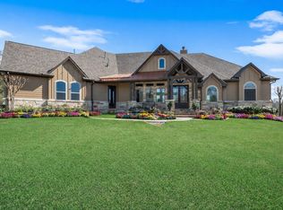 40 Stewart Rd, New Waverly, TX 77358