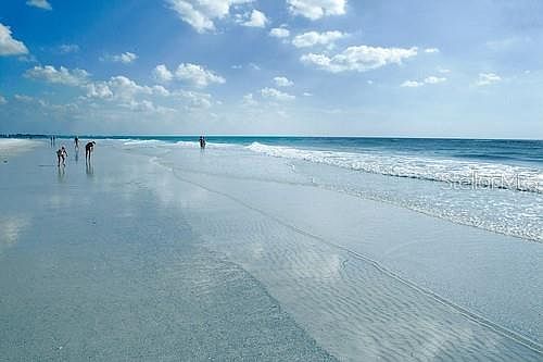 1st image of 1127 Coquille St #103