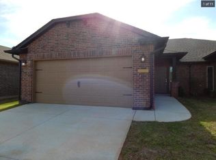 10806 NW 21st St, Yukon, OK 73099
