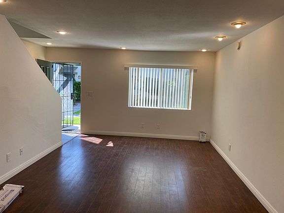 5th image of 23344 Western Ave Unit B