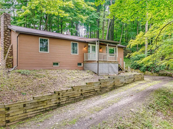 800 Rich Hill Rd, Penn Run, PA 15765