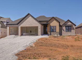 1783 S Pinecone Path, Springfield, MO 65809