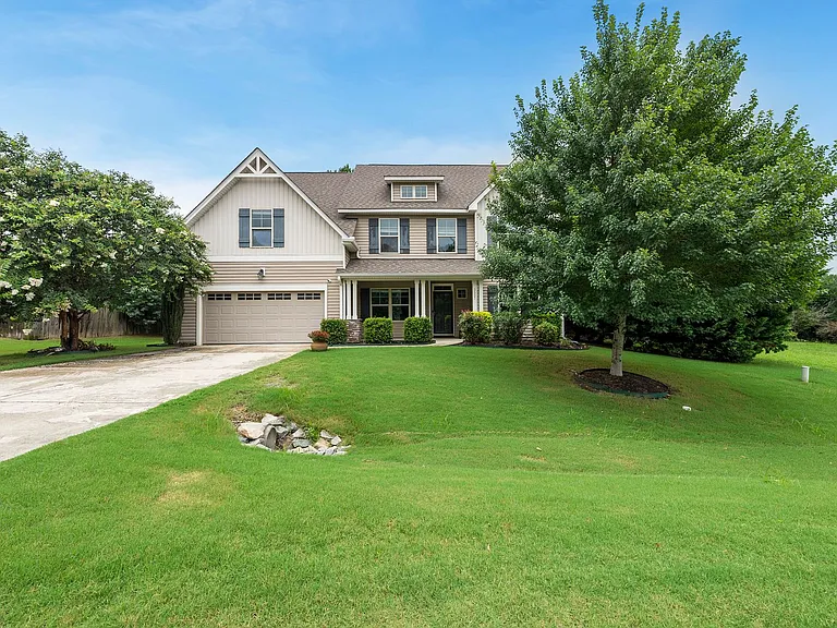 3537 Bunting Dr — Photo 2