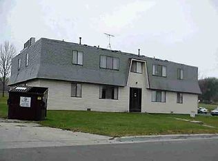 1215 Meadow Ln APT D, Waterloo, IA 50701