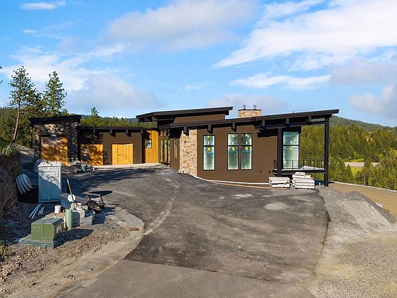 4th image of 4663 E Plum Rd