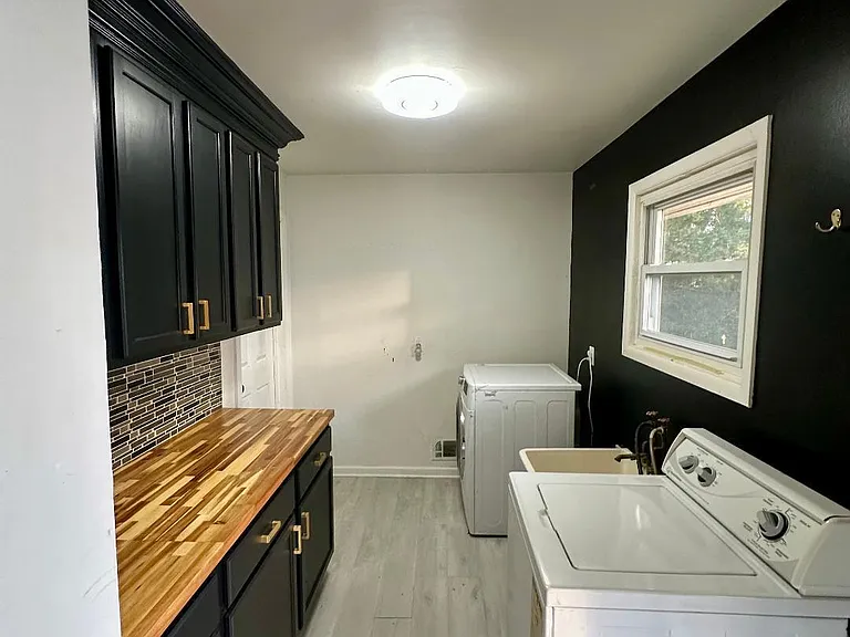 297 Cambourne Dr — Photo 12