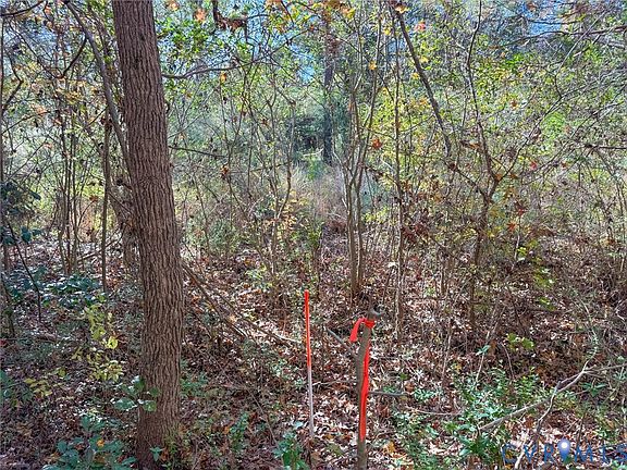 4th image of 400 Lovely Zion Rd