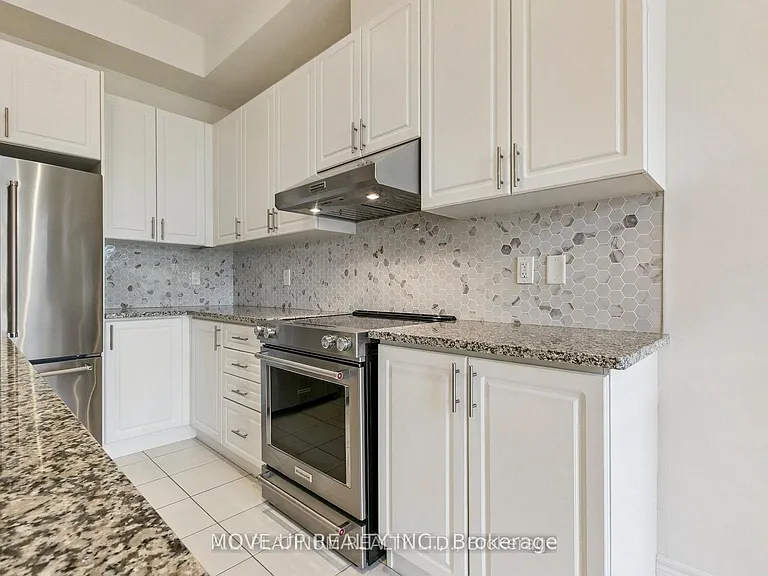 32 Kingsville Ln — Photo 15