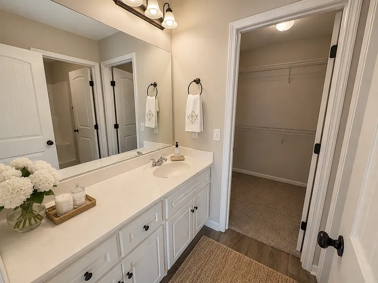 547 Deerchase Ct — Photo 8