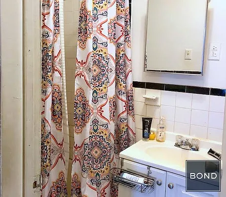 Rented by Bond New York | media 15