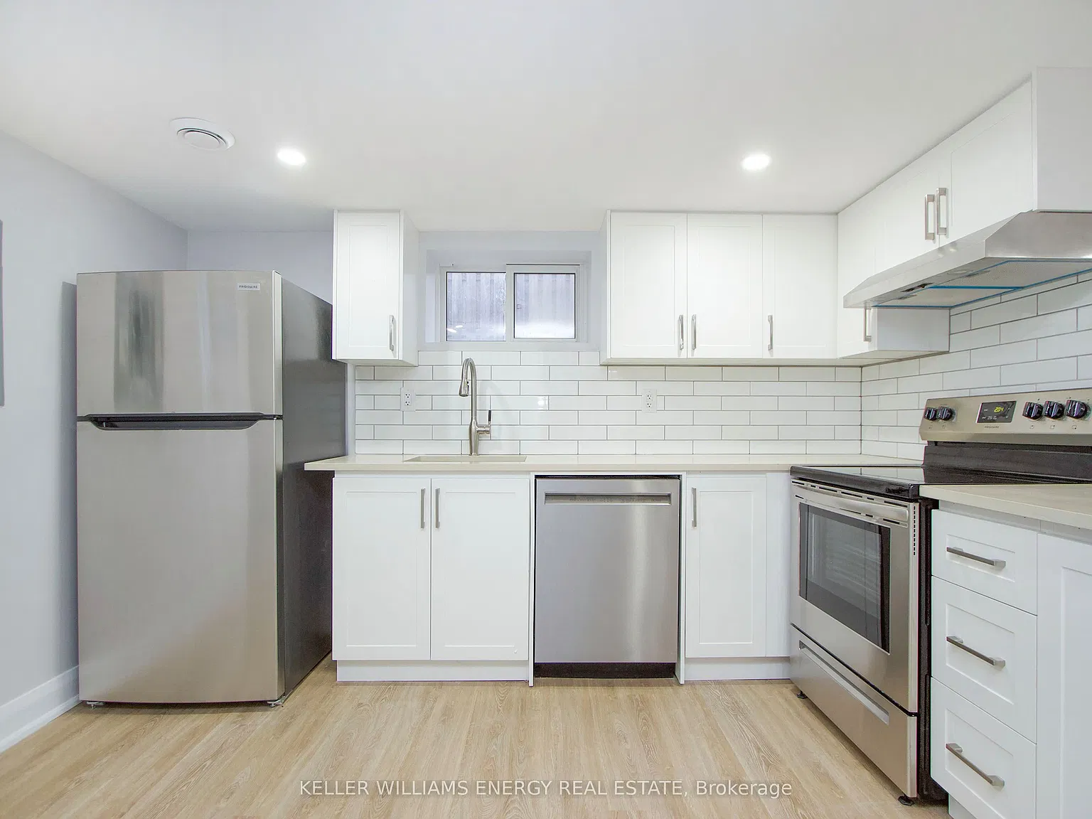 2 bed, $1,995 — Photo 4