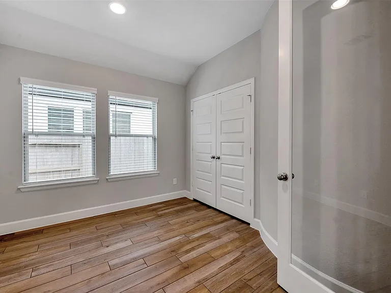 1328 Wicklow Forest St — Photo 19
