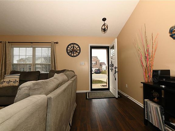 4th image of 13329 Kimberlite Dr