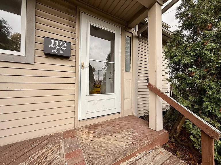 1173 Ridge Rd #2 — Photo 6