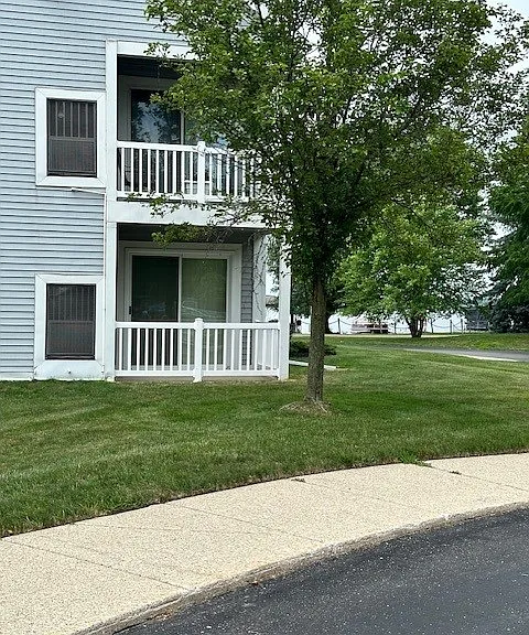1127 S Lake Ct #101 — Photo 1