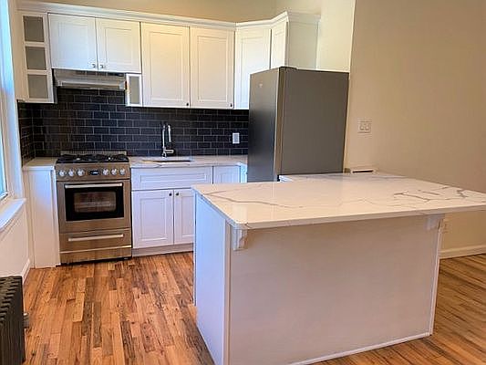 1st image of 457 Prospect Ave #3