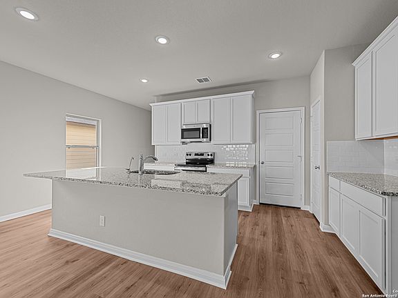 4th image of 4275 Winston Way