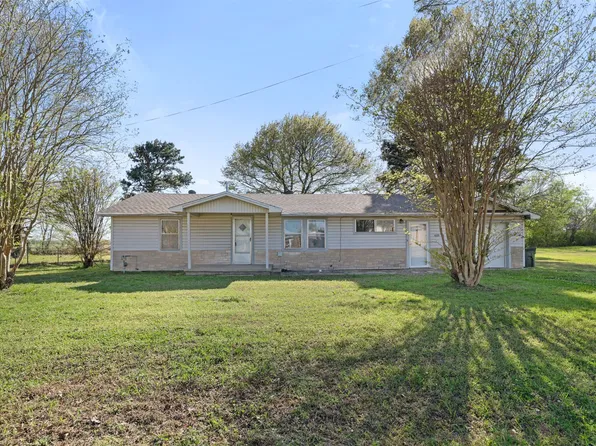 610 E McKennon Rd, Calera, OK 74730
