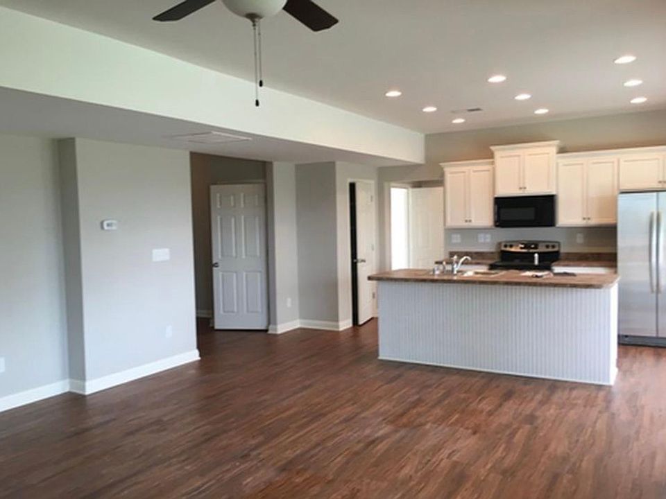 1st image of 105 Amburgey Cir