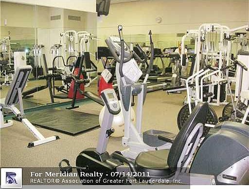 4th image of 4280 Galt Ocean Dr APT 9G