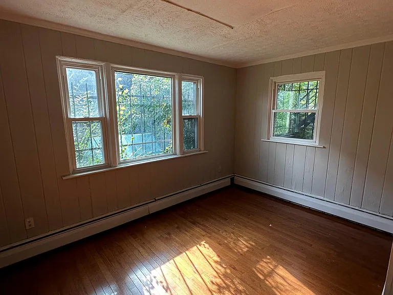 26 Lyon St #1 — Photo 2