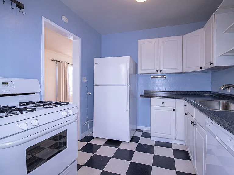 3835 Riviera Dr #A — Photo 5