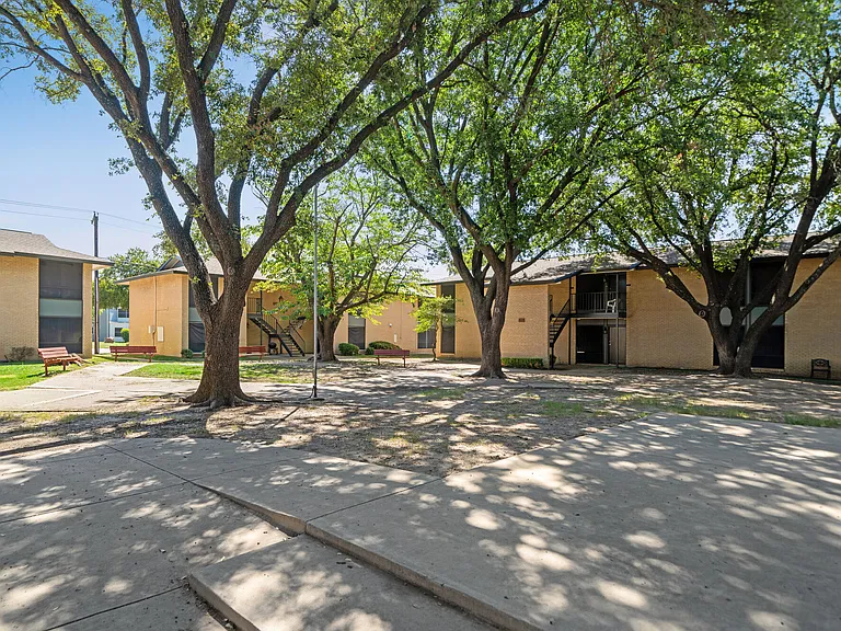 Casita Grove — Photo 1