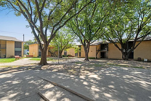 Casita Grove Photo 1