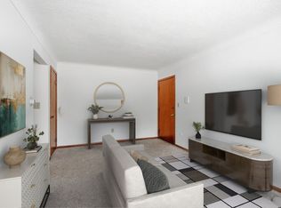 206 Buron Ln #1, South Saint Paul, MN 55075