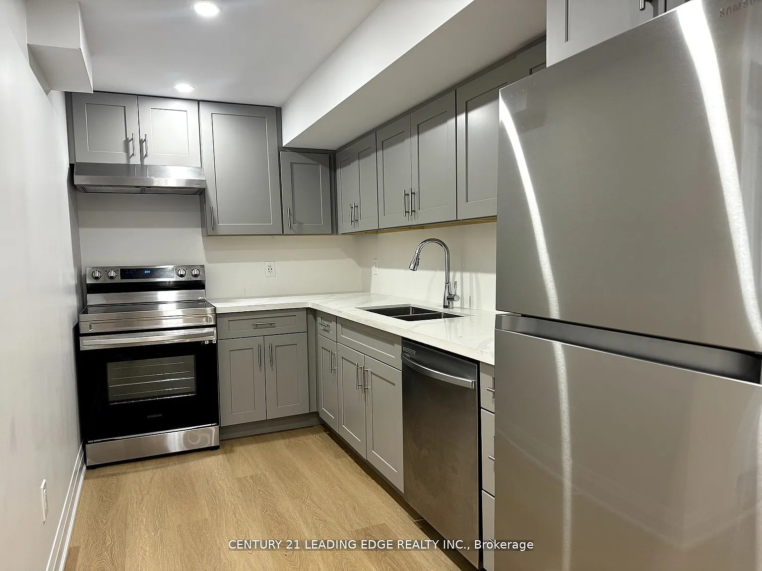 2 bed, $1,650 — Photo 4