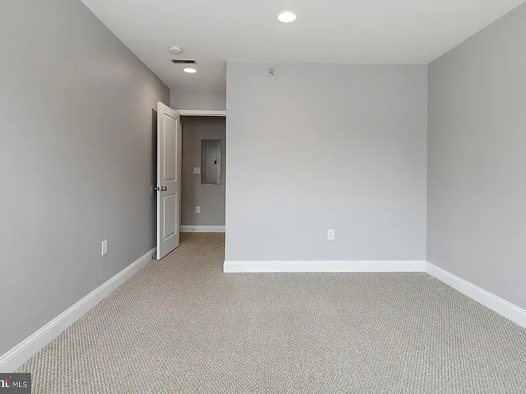 1940 N Gratz St #2 — Photo 8